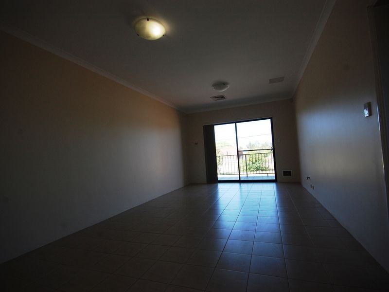 16/179 Sevenoaks, Cannington WA 6107