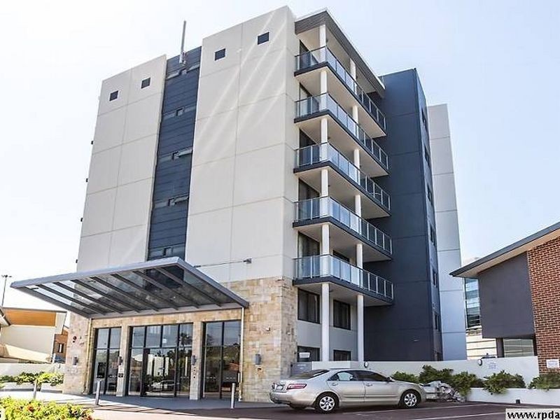 51/8 Hordern Street, Victoria Park WA 6100