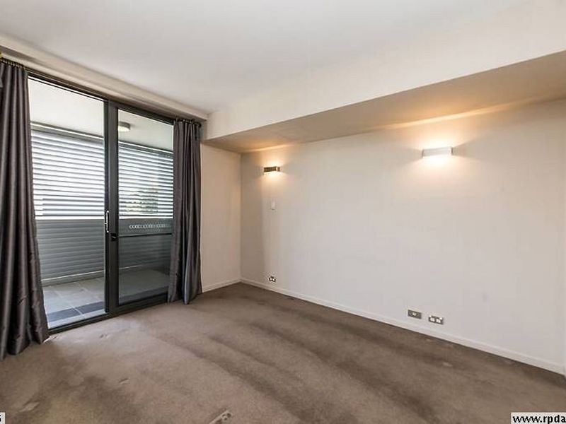 51/8 Hordern Street, Victoria Park WA 6100