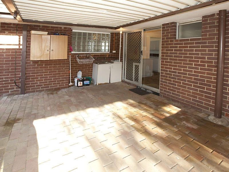 28 Central Tce, Beckenham WA 6107