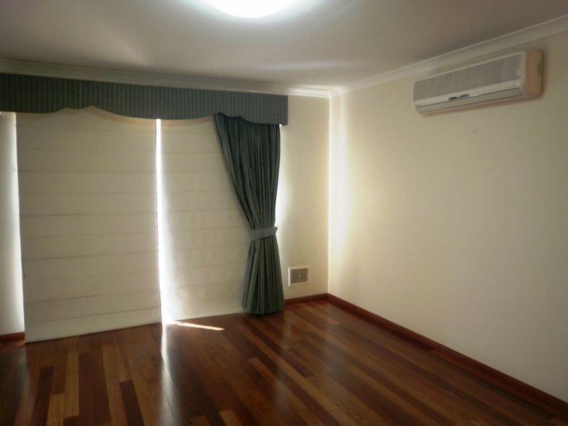 4/15 Pitt Street, St James WA 6102