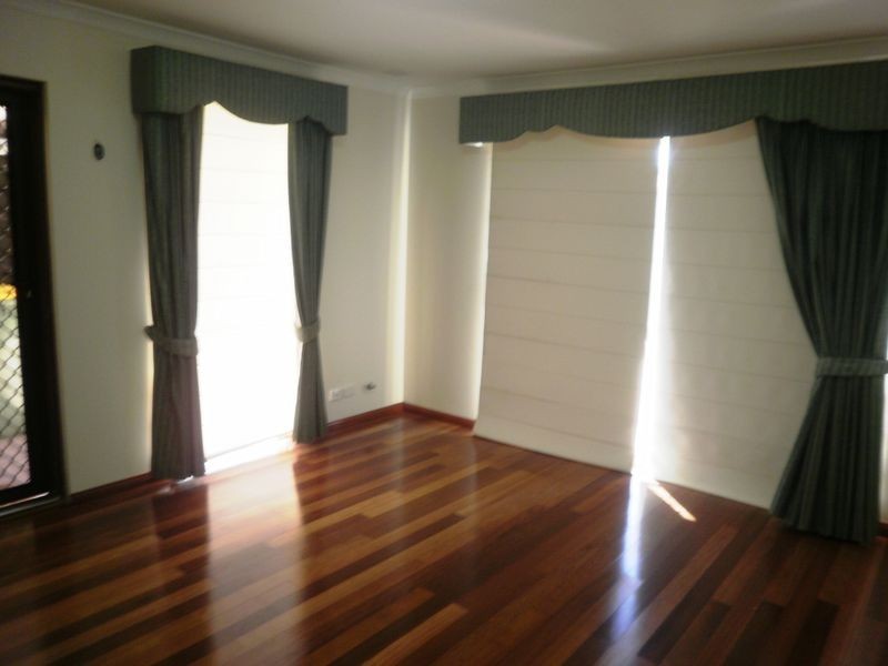 4/15 Pitt Street, St James WA 6102