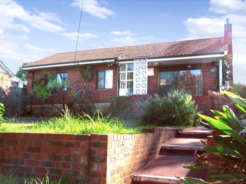 63 Hillview Terrace, St James WA 6102