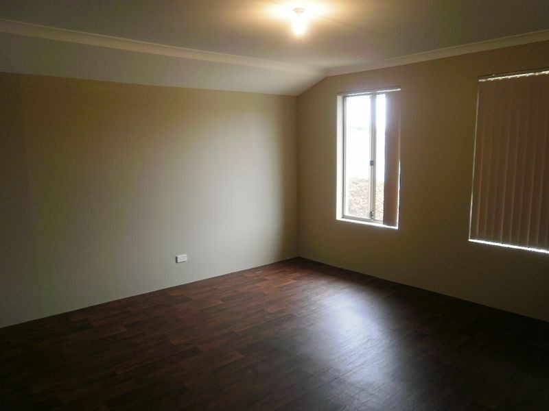 52 Aroona Way, Maddington WA 6109