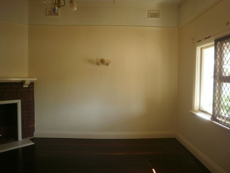 74 McMillan Street, Victoria Park WA 6100