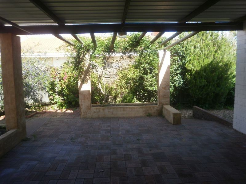 74 McMillan Street, Victoria Park WA 6100