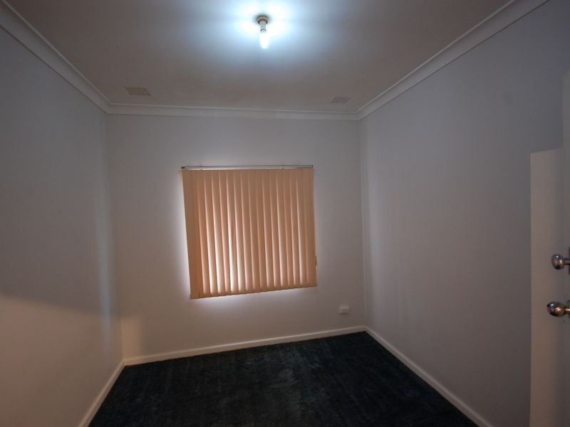 13 Teaguer Street, Wilson WA 6107