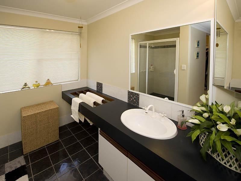 123 Dumbarton Street, Canning Vale WA 6155