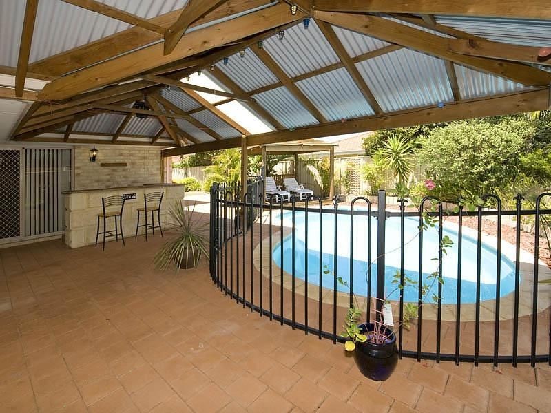 123 Dumbarton Street, Canning Vale WA 6155