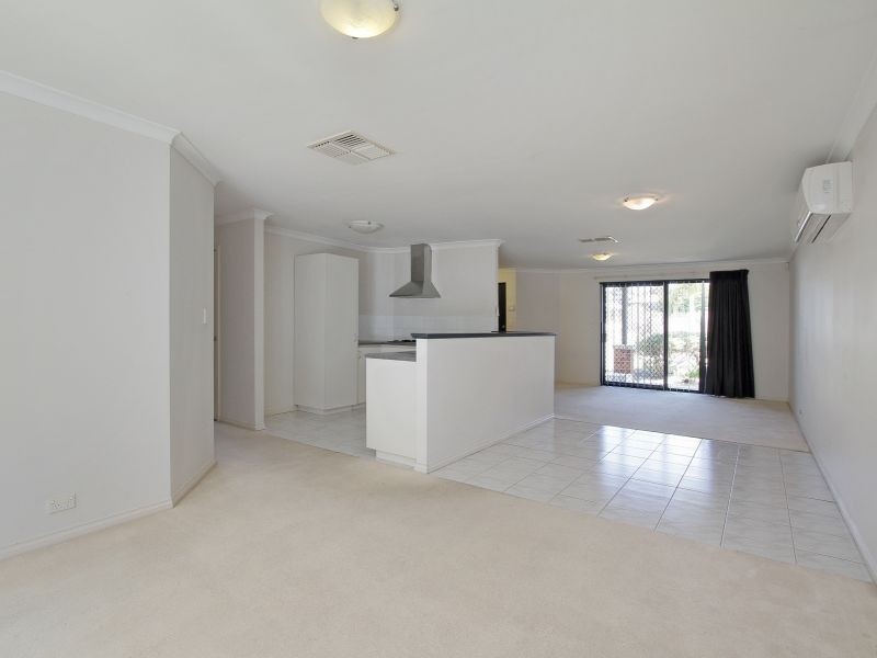 2/24 Dumond Street, Bentley WA 6102