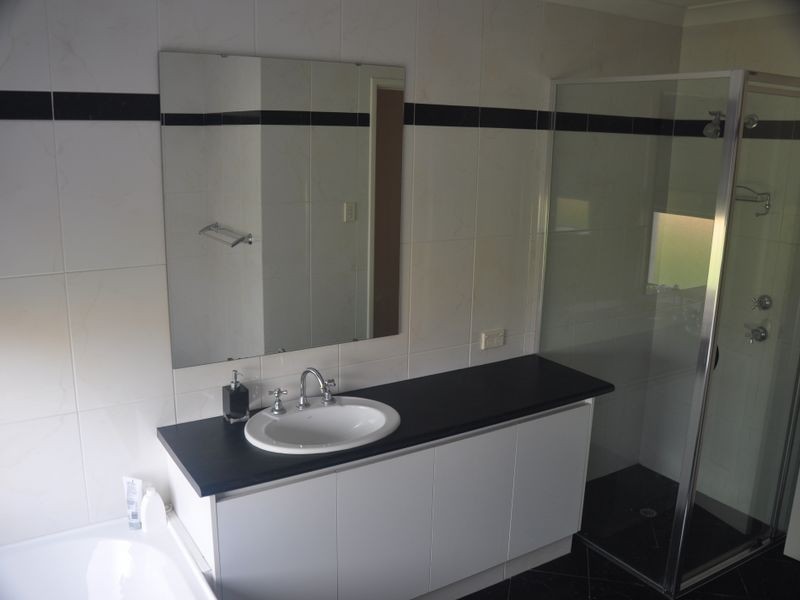 46 Pitt Street, St James WA 6102