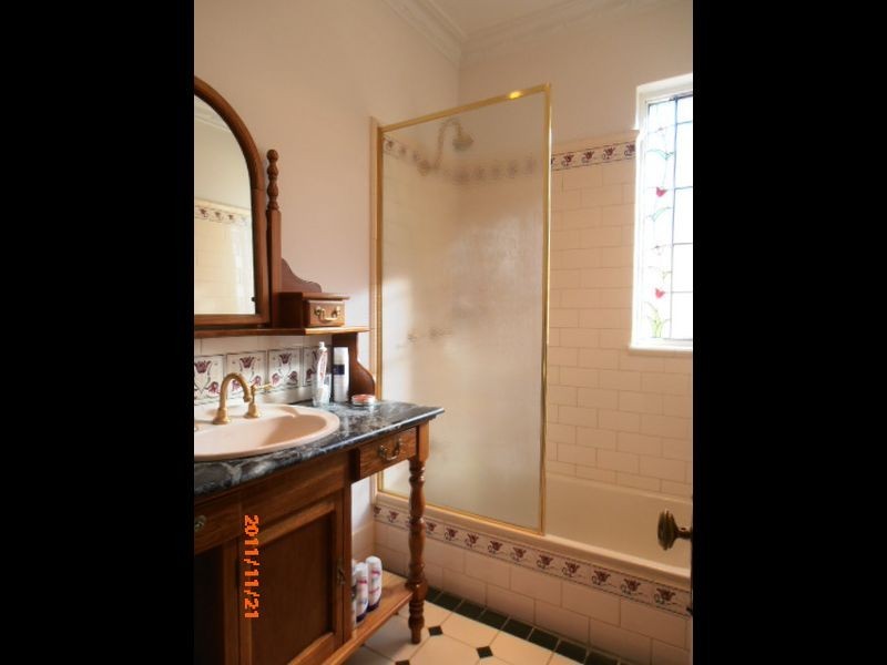 32 Tuam Street, Victoria Park WA 6100