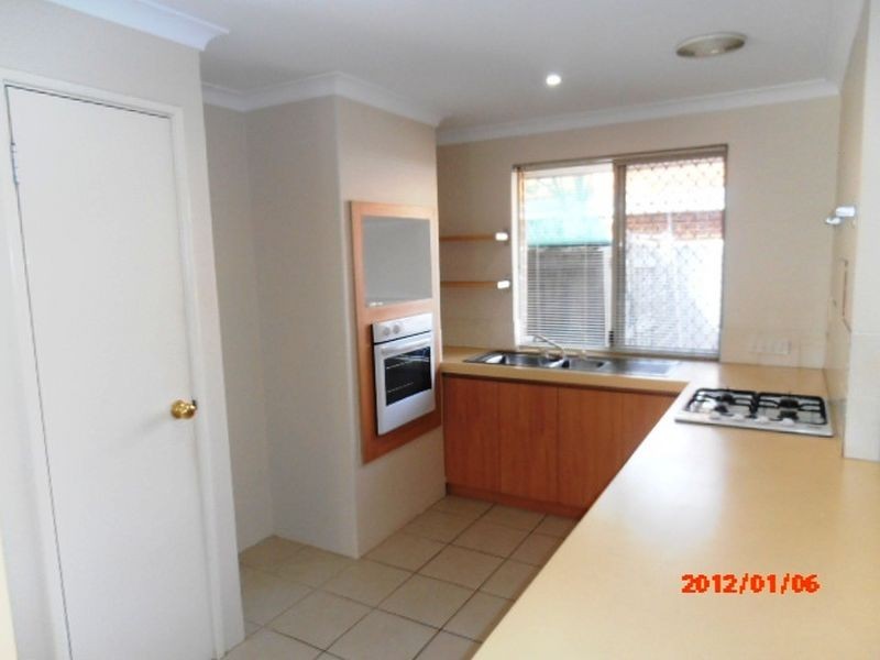 1/10 Norman Street, St James WA 6102