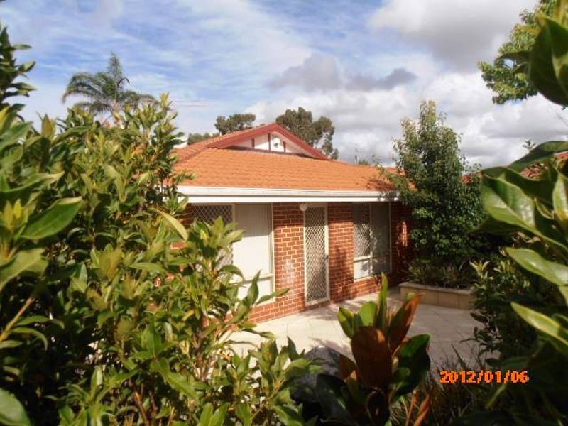 1/10 Norman Street, St James WA 6102