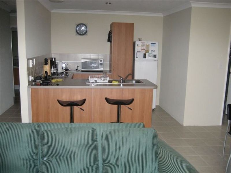 6/1 Clarke Street, Cannington WA 6107