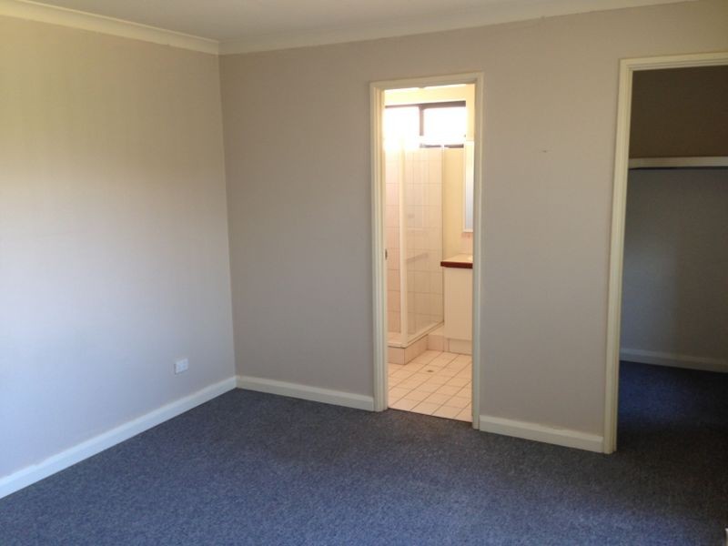 8/18-20 The Crescent, Redcliffe WA 6104