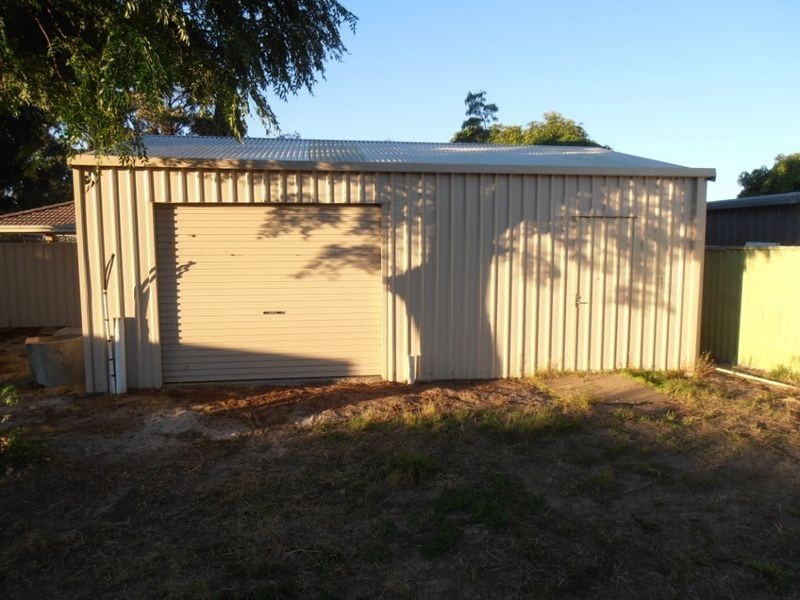 76 Bungaree Road, Wilson WA 6107