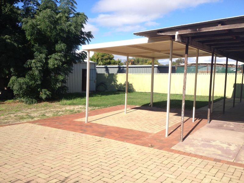 76 Bungaree Road, Wilson WA 6107