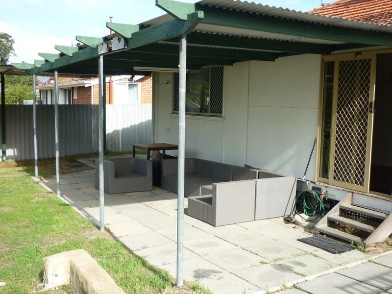 78 Hillview Terrace, St James WA 6102