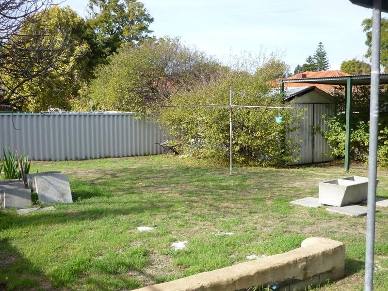 78 Hillview Terrace, St James WA 6102