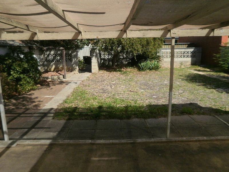 136 Walpole Street, Bentley WA 6102