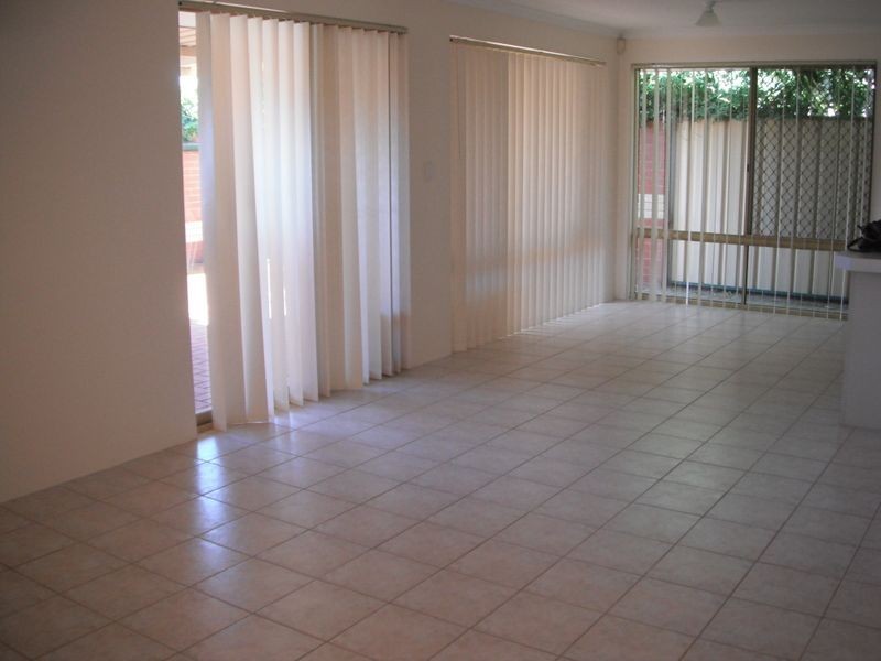 1/1 Chapman Road, St James WA 6102