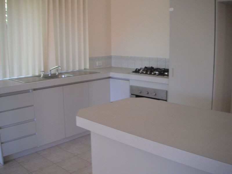 1/1 Chapman Road, St James WA 6102