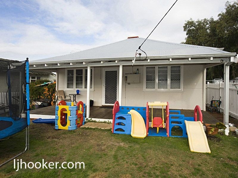 10 Reen Street, St James WA 6102