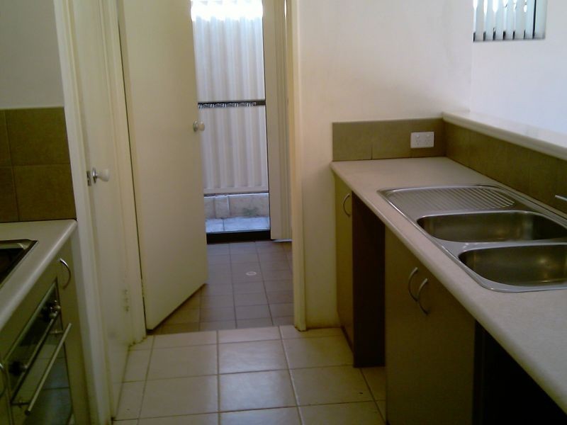 2/111 Beatty Avenue, East Victoria Park WA 6101