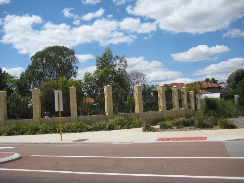 2/1190 Albany Highway, Bentley WA 6102