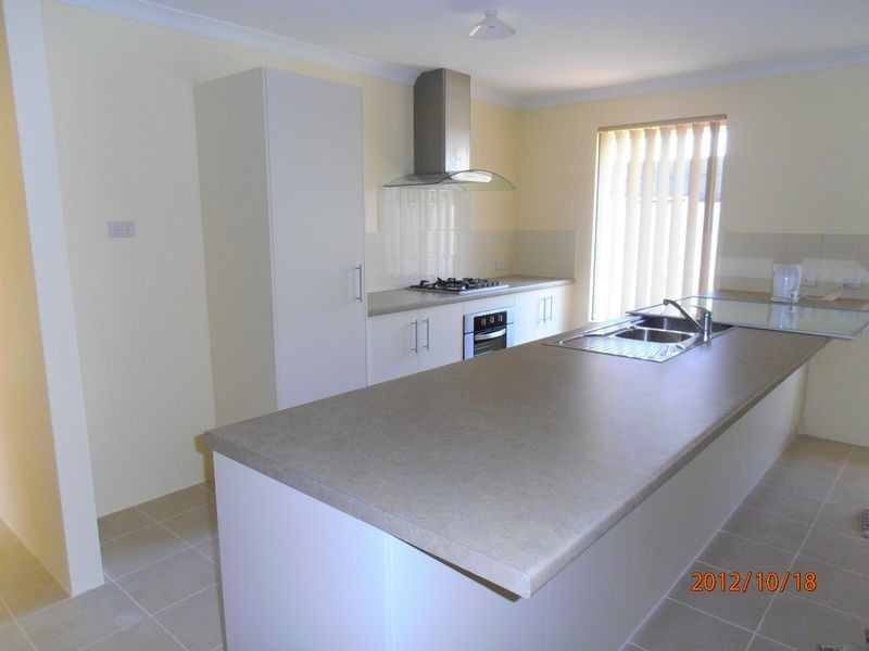 B/37 Coolgardie Street, St James WA 6102