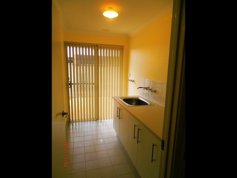 B/37 Coolgardie Street, St James WA 6102