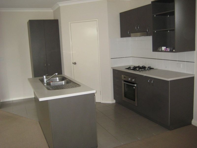 2/33 Merian Close, Bentley WA 6102