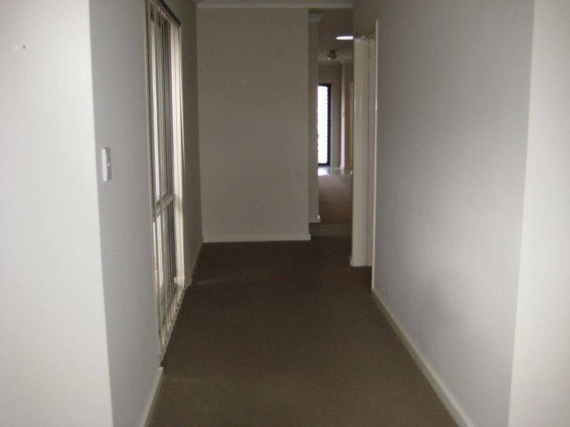 2/33 Merian Close, Bentley WA 6102