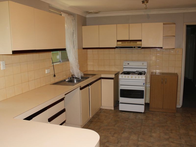 10 Denham Street, Spearwood WA 6163