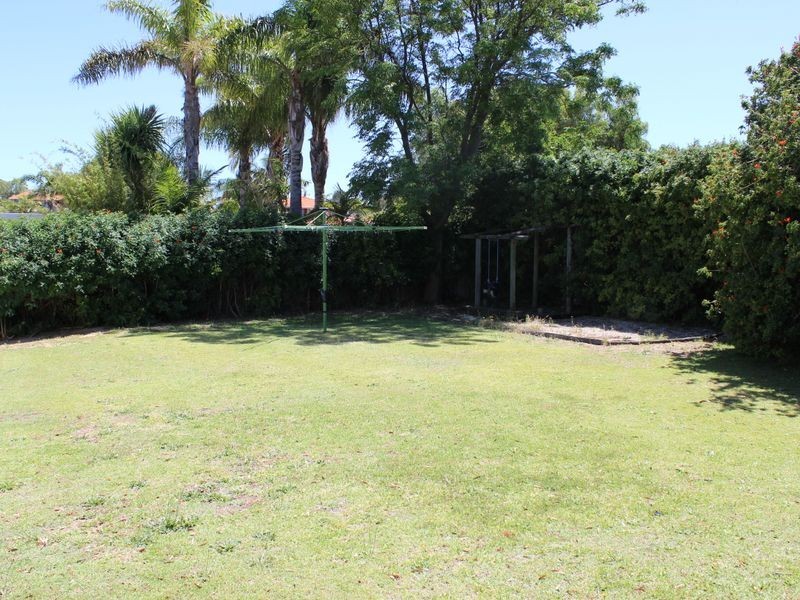 10 Denham Street, Spearwood WA 6163