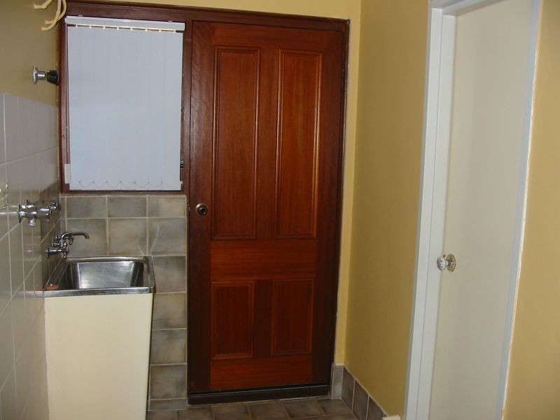 1/3 Thelma Street, Como WA 6152