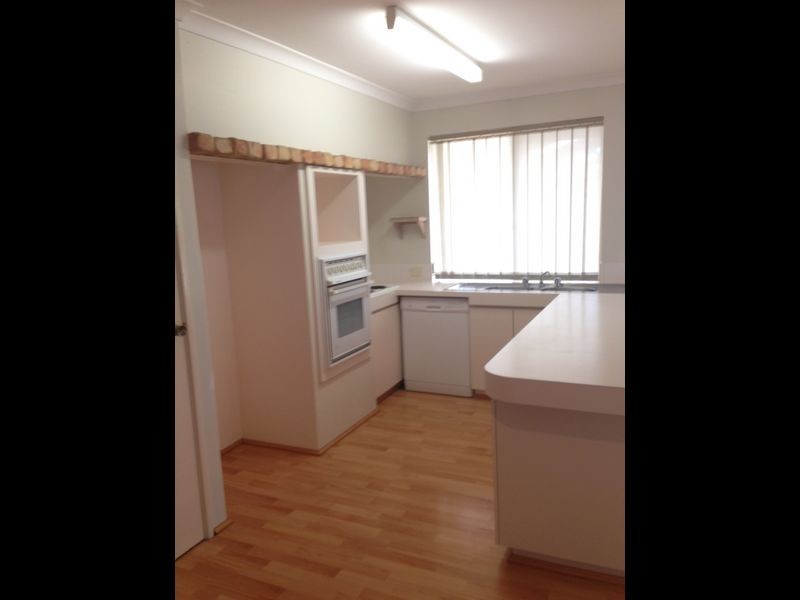 34 Belvoir Place, Ballajura WA 6066