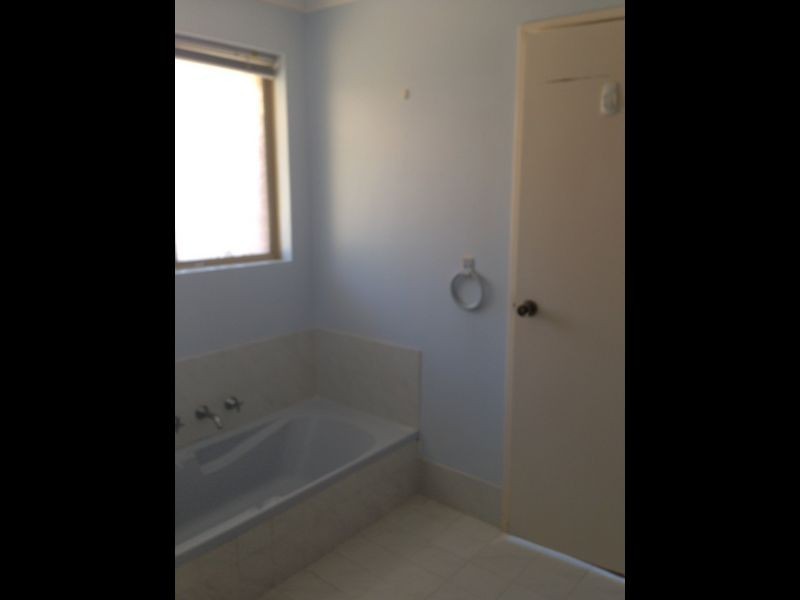 34 Belvoir Place, Ballajura WA 6066
