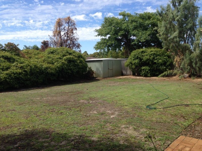 34 Belvoir Place, Ballajura WA 6066