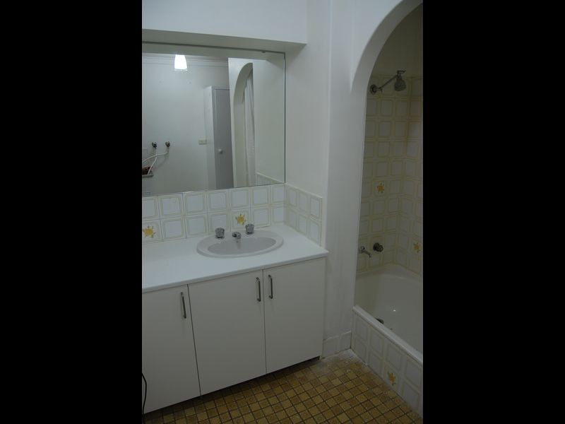 4/72 King George Street, Victoria Park WA 6100