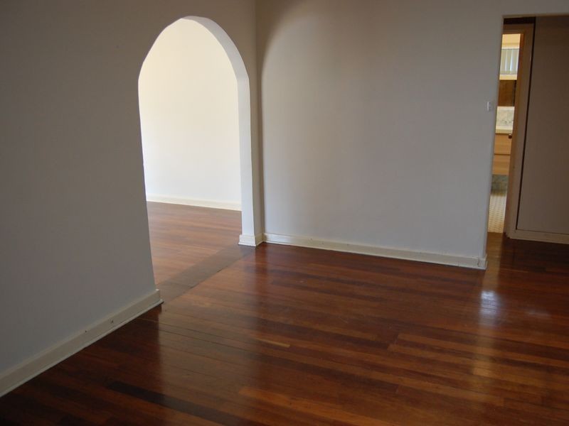 15 Treave Street, Cloverdale WA 6105