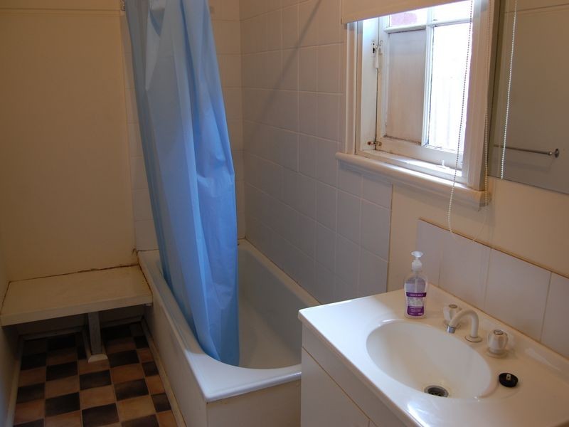 33 Hubert Street, East Victoria Park WA 6101