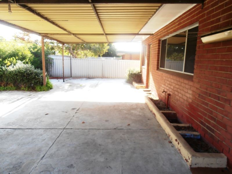 33 Hubert Street, East Victoria Park WA 6101