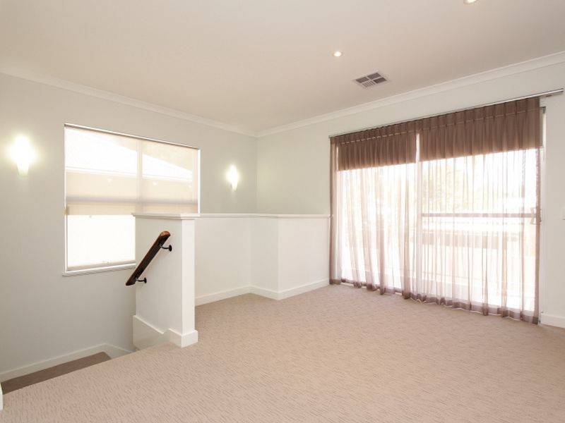 2/48 Leonard Street, Victoria Park WA 6100