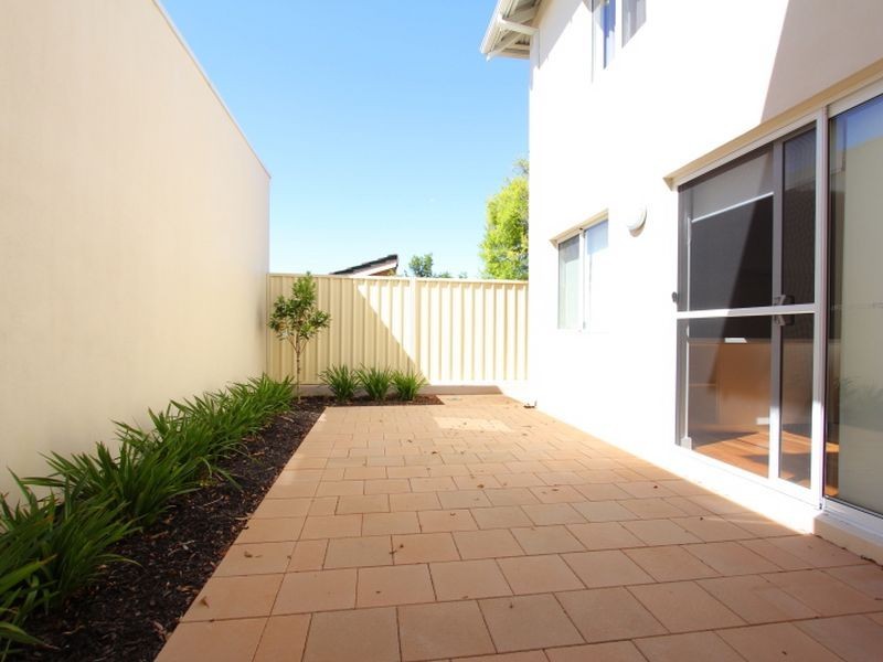 2/48 Leonard Street, Victoria Park WA 6100