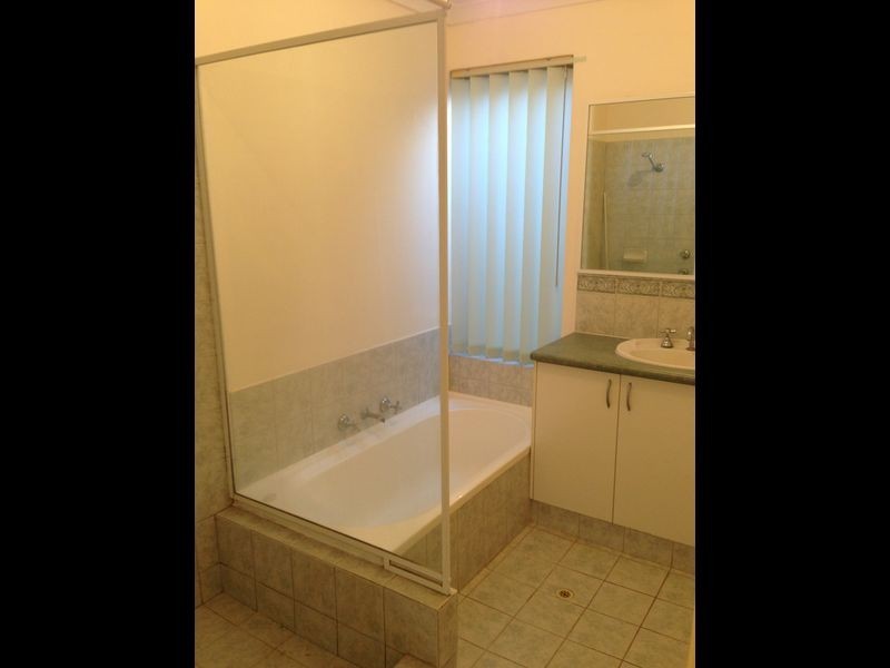 2/8 John Street, Midland WA 6056