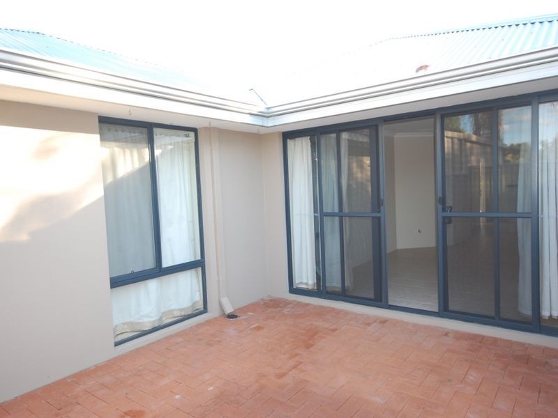 7/50 Norman Street, St James WA 6102