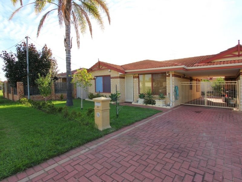 2/32 Crawford Street, Cannington WA 6107