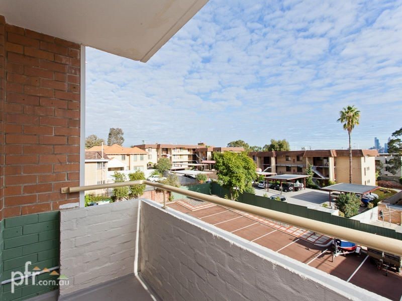 24/53 Leonard Street, Victoria Park WA 6100